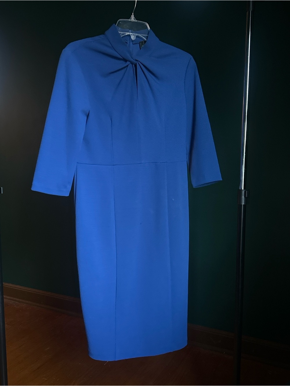 Donna Morgan Cobalt Twist-Neck Long Sleeve Sheath Dress